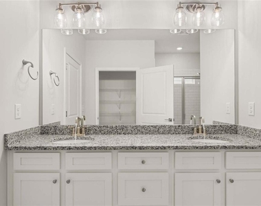 100 Agee Lane - Photo Thumbnail 17