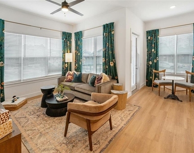 2300 Margot Street - Photo Thumbnail 8