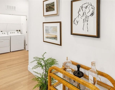 2300 Margot Street - Photo Thumbnail 11
