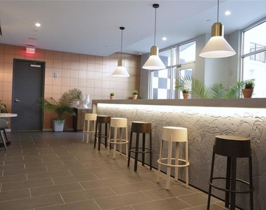 207 13th Street Ne - Photo Thumbnail 4