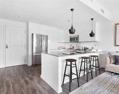 207 13th Street Ne - Photo Thumbnail 18