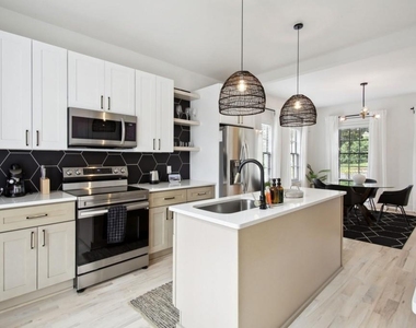 1720 Flagler Avenue Ne - Photo Thumbnail 11