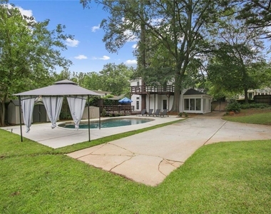 1720 Flagler Avenue Ne - Photo Thumbnail 24