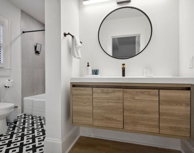 1720 Flagler Avenue Ne - Photo Thumbnail 15