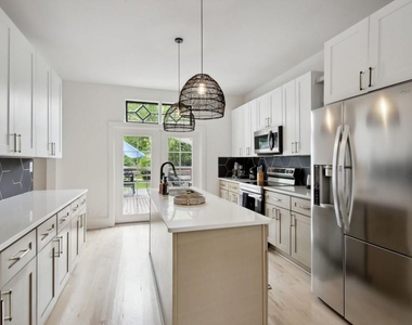 1720 Flagler Avenue Ne - Photo Thumbnail 10