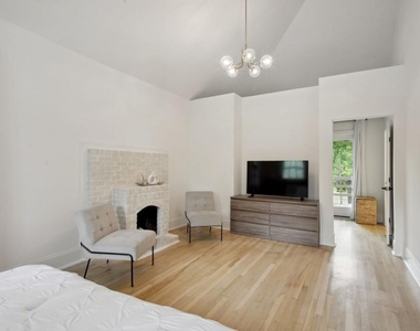 1720 Flagler Avenue Ne - Photo Thumbnail 13