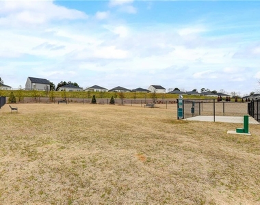 257 Bur Oak Bend - Photo Thumbnail 22