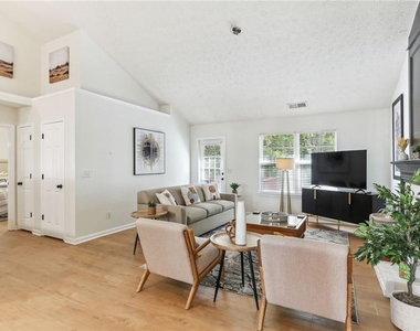 859 Springchase Drive - Photo Thumbnail 4