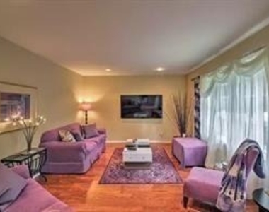 841 Artwood Road Ne - Photo Thumbnail 4