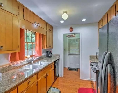 841 Artwood Road Ne - Photo Thumbnail 14