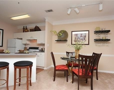 3920 Club Drive - Photo Thumbnail 1