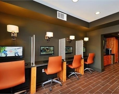 641 North Avenue Ne - Photo Thumbnail 33