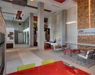 641 North Avenue Ne - Photo Thumbnail 27