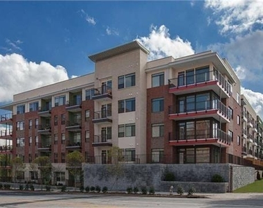 641 North Avenue Ne - Photo Thumbnail 21