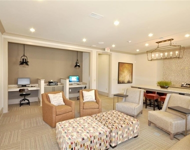 1796 Satellite Boulevard - Photo Thumbnail 5