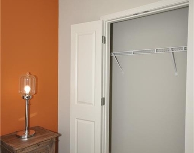 1796 Satellite Boulevard - Photo Thumbnail 16