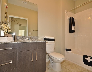 1796 Satellite Boulevard - Photo Thumbnail 15