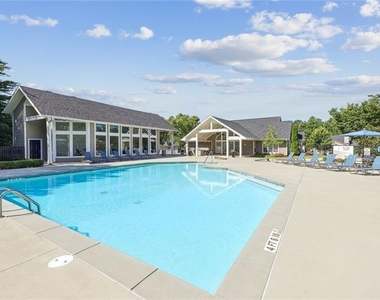 2350 Windward Lane - Photo Thumbnail 20