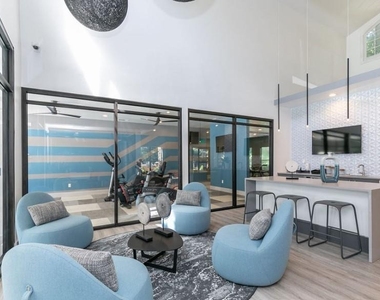 300 Deering Road - Photo Thumbnail 8