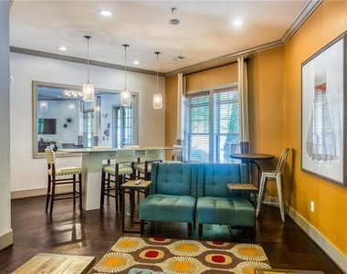 11000 Lakefield Drive - Photo Thumbnail 11