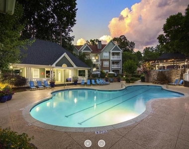 9700 Medlock Crossing Parkway - Photo Thumbnail 13