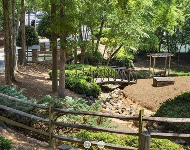 9700 Medlock Crossing Parkway - Photo Thumbnail 16