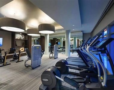 1010 W Peachtree Street Nw - Photo Thumbnail 24