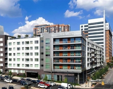 1010 W Peachtree Street Nw - Photo Thumbnail 15