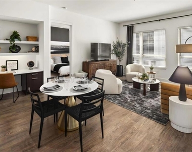 1010 W Peachtree Street Nw - Photo Thumbnail 4