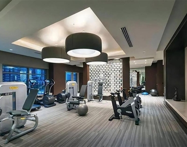 1010 W Peachtree Street Nw - Photo Thumbnail 25