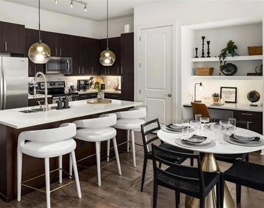 1010 W Peachtree Street Nw - Photo Thumbnail 1
