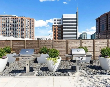 1010 W Peachtree Street Nw - Photo Thumbnail 29