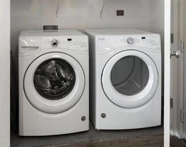 1010 W Peachtree Street Nw - Photo Thumbnail 14