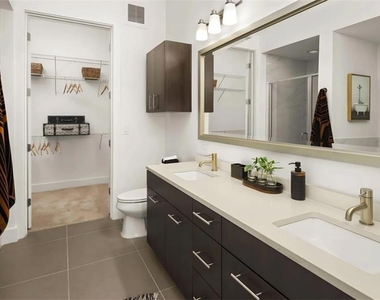 1010 W Peachtree Street Nw - Photo Thumbnail 8