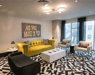 505 Courtland Street Ne - Photo Thumbnail 12