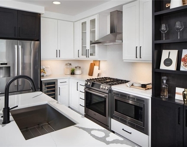 1000 Park Avenue Ne - Photo Thumbnail 3