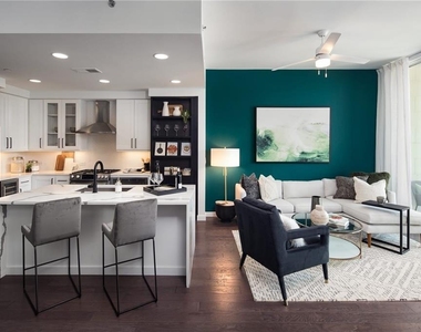 1000 Park Avenue Ne - Photo Thumbnail 5
