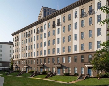 960 E Paces Ferry Road - Photo Thumbnail 11