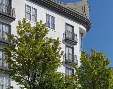 960 E Paces Ferry Road - Photo Thumbnail 19