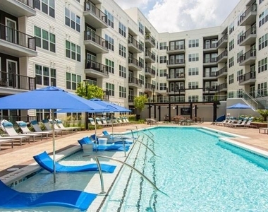 800 Galleria Parkway - Photo Thumbnail 33