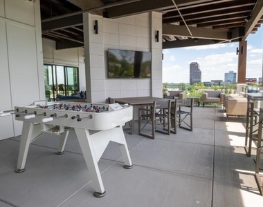 800 Galleria Parkway - Photo Thumbnail 23