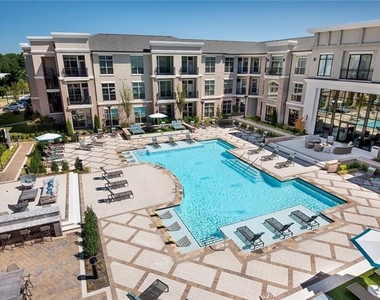 1045 Old Peachtree Road Nw - Photo Thumbnail 16