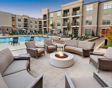 1045 Old Peachtree Road Nw - Photo Thumbnail 18
