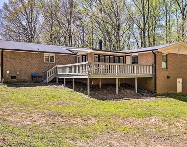 6207 Moss Drive - Photo Thumbnail 34