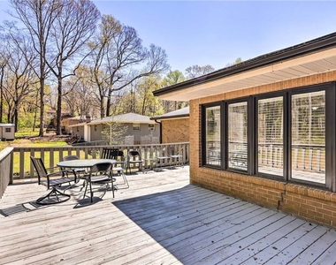 6207 Moss Drive - Photo Thumbnail 41