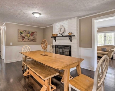 6207 Moss Drive - Photo Thumbnail 37