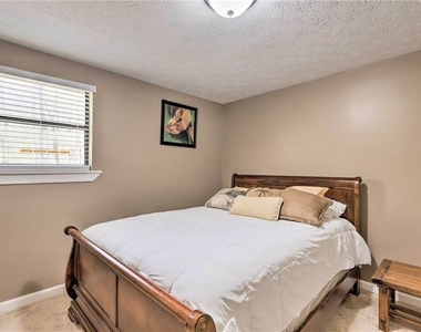 6207 Moss Drive - Photo Thumbnail 29