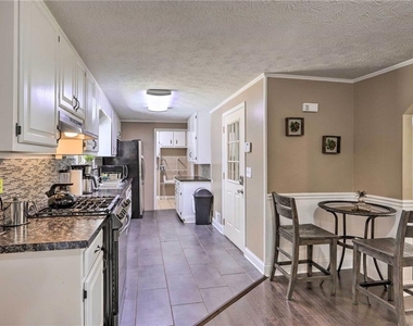 6207 Moss Drive - Photo Thumbnail 6