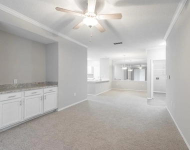 2158 Cumberland Parkway - Photo Thumbnail 6