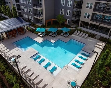 230 Bill Kennedy Way Se - Photo Thumbnail 23